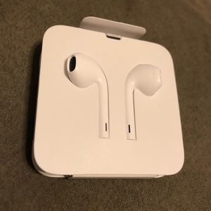 Apple Earpods (lightning jack)